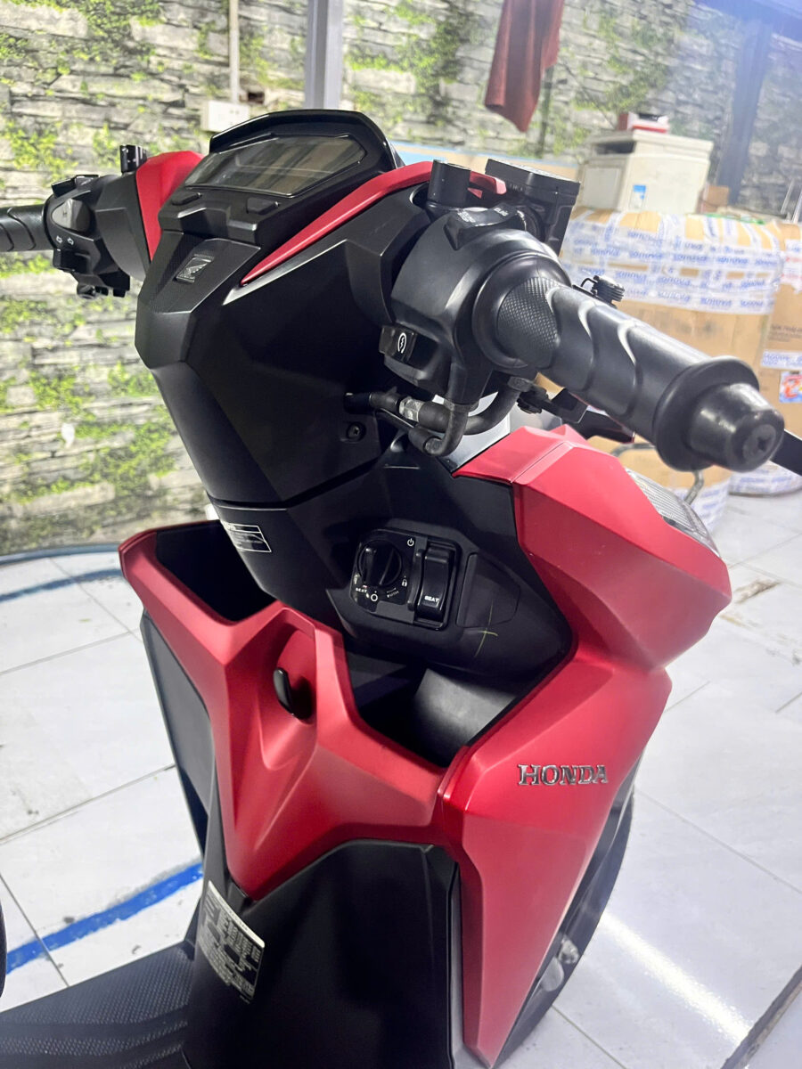 Xe Wave RSX Màu Đỏ Đen: Đánh Giá Chi Tiết Về Thiết Kế, Chất Lượng Sơn Zin Và Hướng Dẫn Bảo Trì E-E-A-T