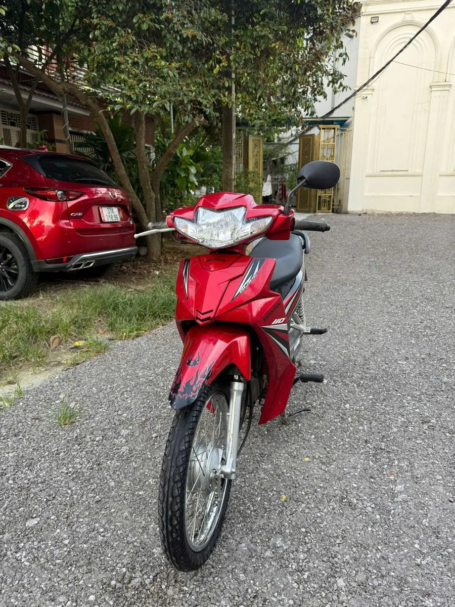 Chi tiết động cơ 110cc Honda Wave Blade 2018, khả năng vận hành và tiết kiệm nhiên liệu