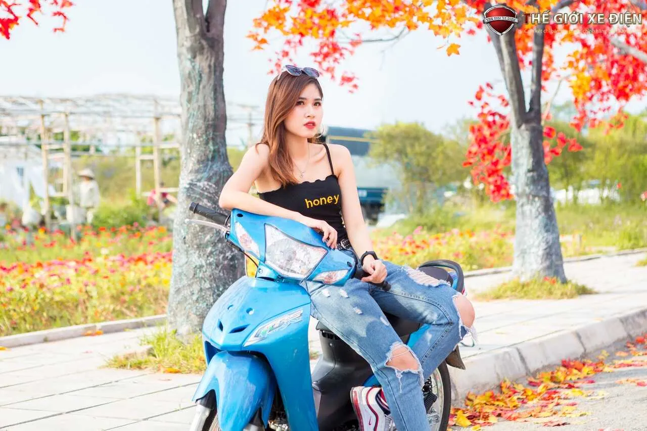 Mẫu xe số Wave Việt Thái 50cc cá tính dành cho học sinh