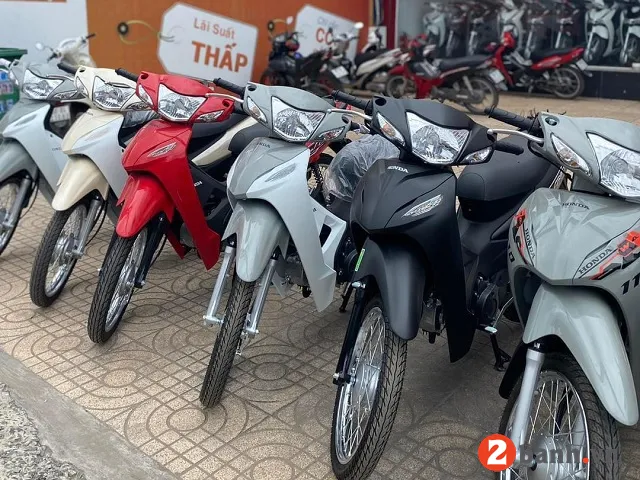 So sánh giữa việc mua xe Wave trả góp và mua thẳng