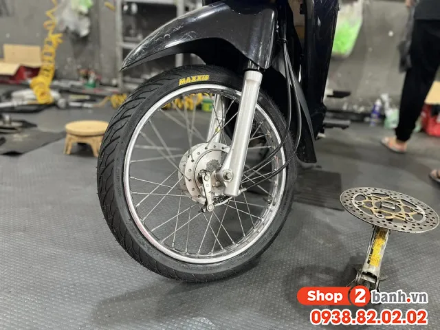 So sánh hai loại gai xương cá và gai kim cương trên dòng lốp Maxxis 17 inch