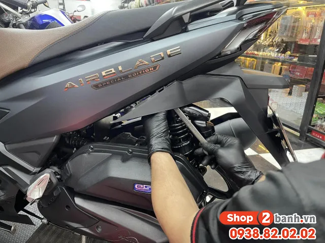 Phuộc đôi sau xe máy