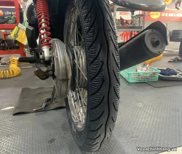 Vỏ xe wave bao nhiêu tiền nên thay vỏ có ruột hay không ruột là tốt nhất - 5