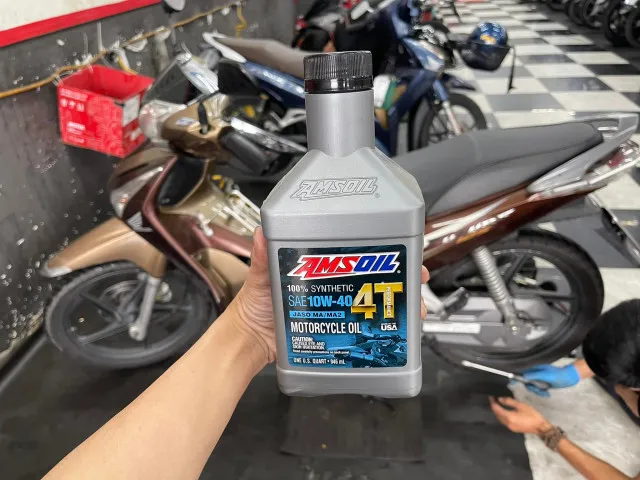 Amsoil 10W40 Performance