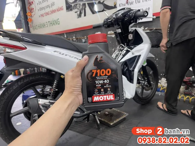 Nhớt Motul 7100 10W50 4T chuyên dùng cho Honda Wave RSX