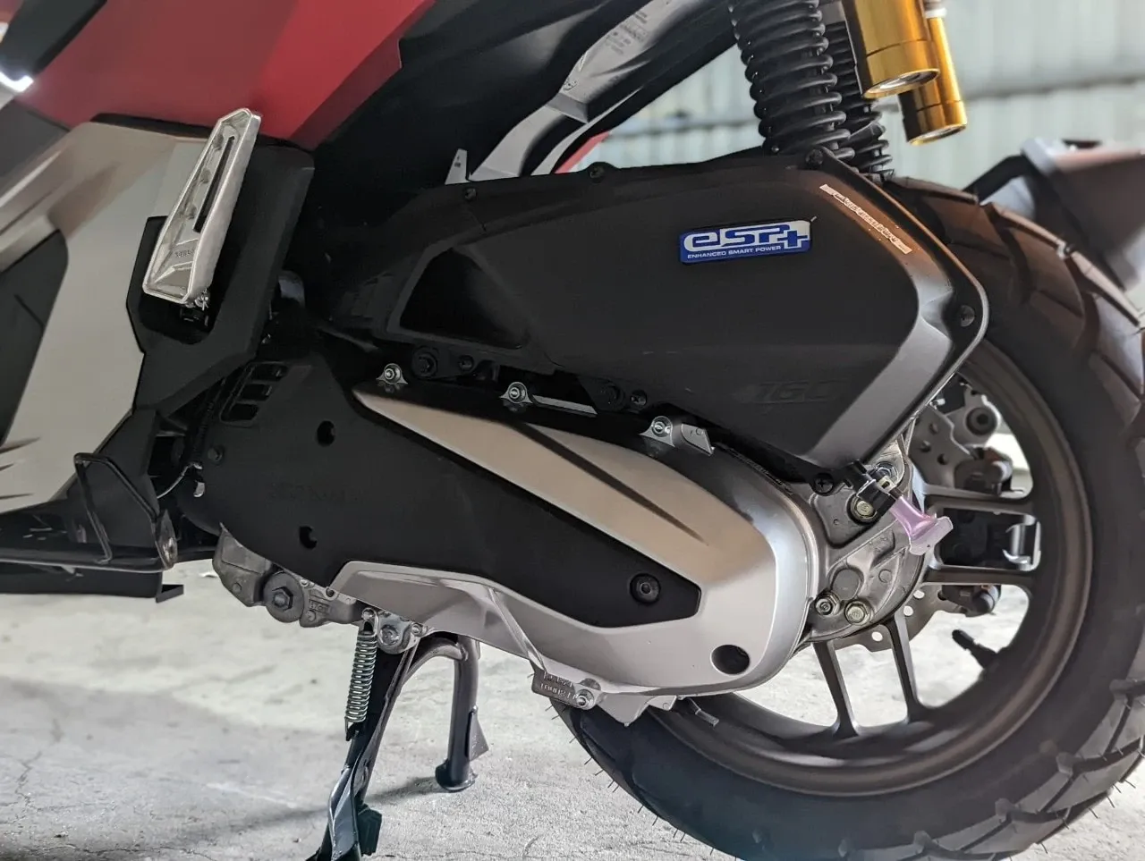 Honda ADV 160 có giá dự kiến 93 triệu đồng cho phiên bản ABS, nằm trong phân khúc 100 triệu