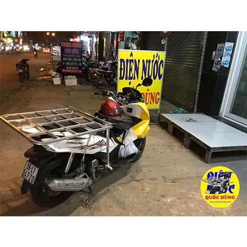 Baga giá kệ chở hàng xe PCX