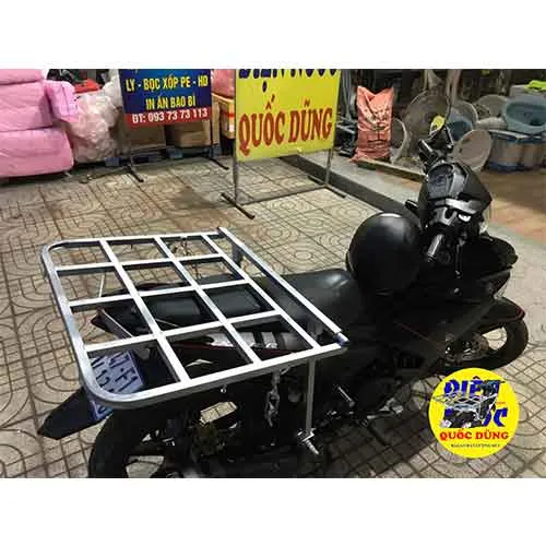 Baga giá kệ chở hàng xe máy 68 x 56