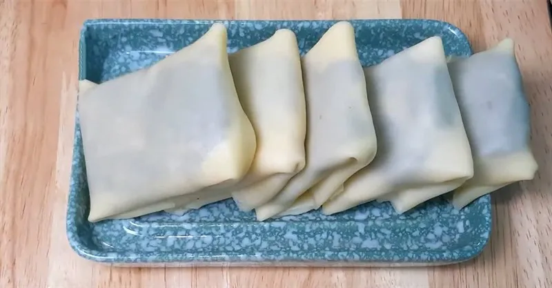 Bánh Crepe Khoai Lang Tím Mềm Mịn Độc Đáo