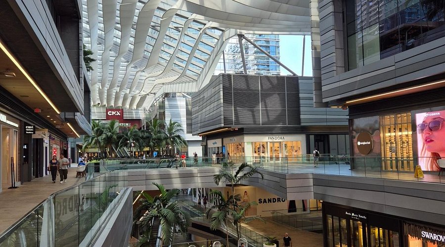 Đánh Giá Máy Rửa Xe Perfect Toàn Diện: Có Phù Hợp Cho Gia Đình Bạn?