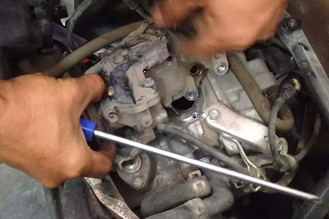 Điều chỉnh chính xác các con ốc xăng và gió là chìa khóa để đạt được mức garanti hoàn hảo