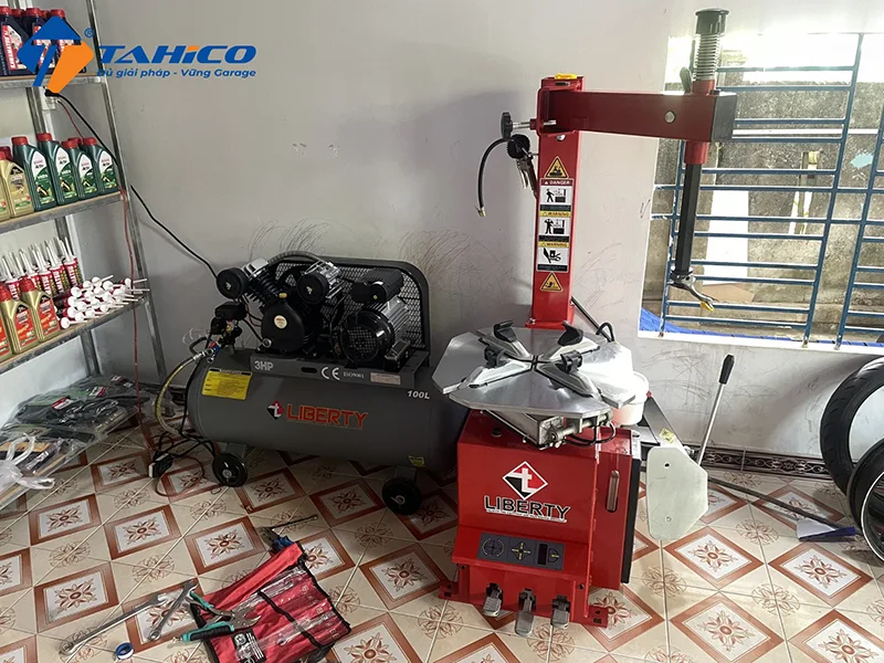 Tối Ưu Hóa Bảo Vệ Và Độ Bền Cho Mặt Đồng Hồ Xe Wave Bằng Công Nghệ Film PPF Cao Cấp