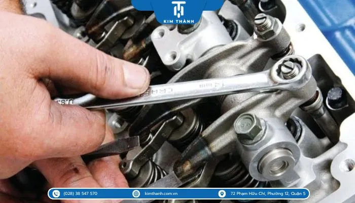 Điều chỉnh khe hở xupap