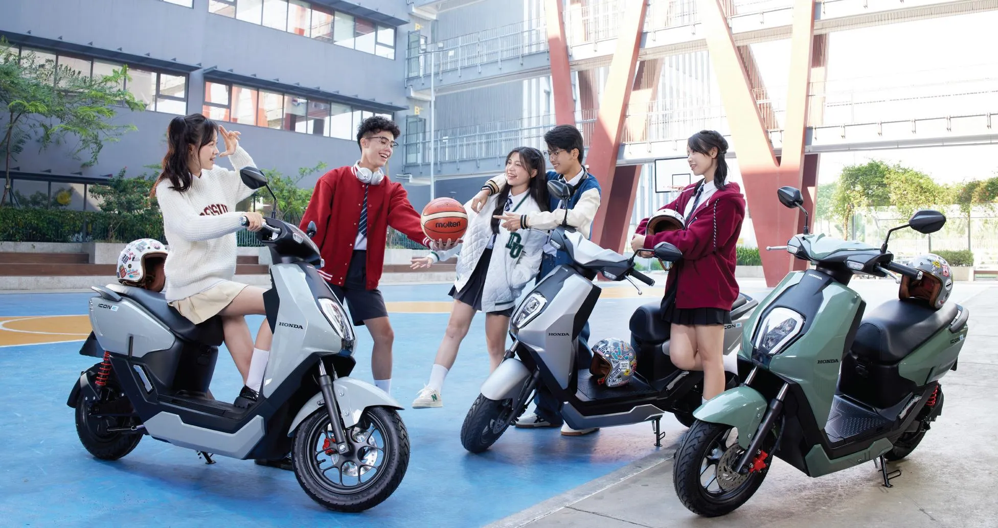 Honda ICON e sở hữu kiểu dáng hiện đại, dễ điều khiển, phân phối chính thức tại Việt Nam