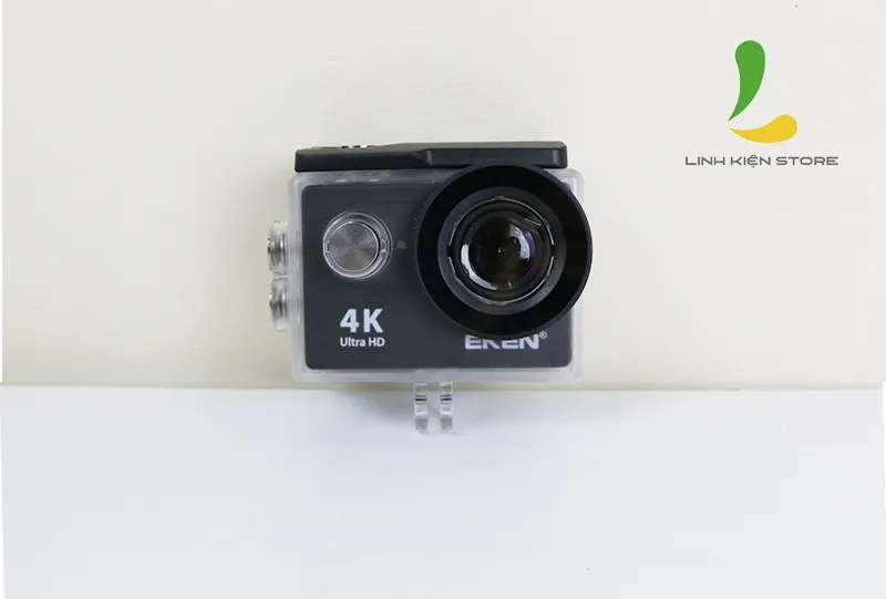 Mẫu camera hành trình xe máy giá rẻ tiêu biểu Eken H9R