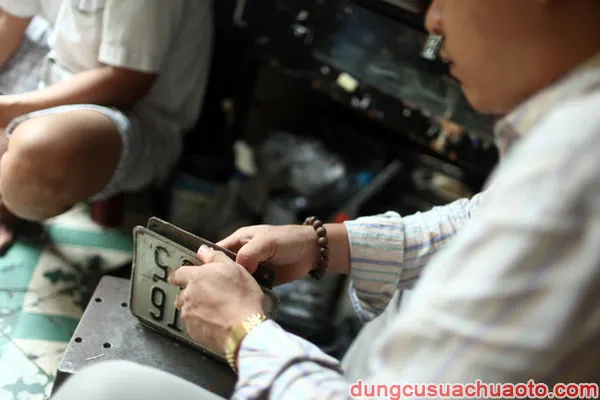 Cách Chia Biển Số Xe Máy Chi Tiết: Giải Mã Ý Nghĩa Từng Ký Tự và Tỉnh Thành 8 lam bien