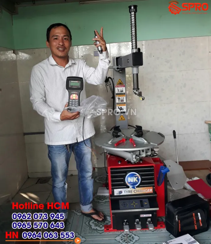 Khách hàng mua máy đọc lỗi Motoscan 6 và máy tháo vỏ NK318E tại SPRO.VN