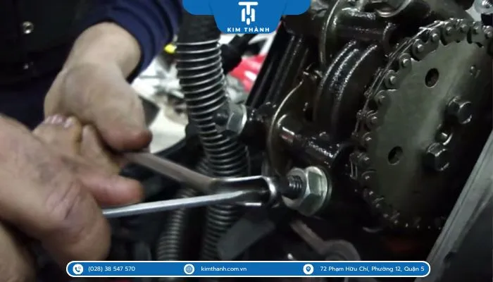 Một số lưu ý khi điều chỉnh cò xe máy