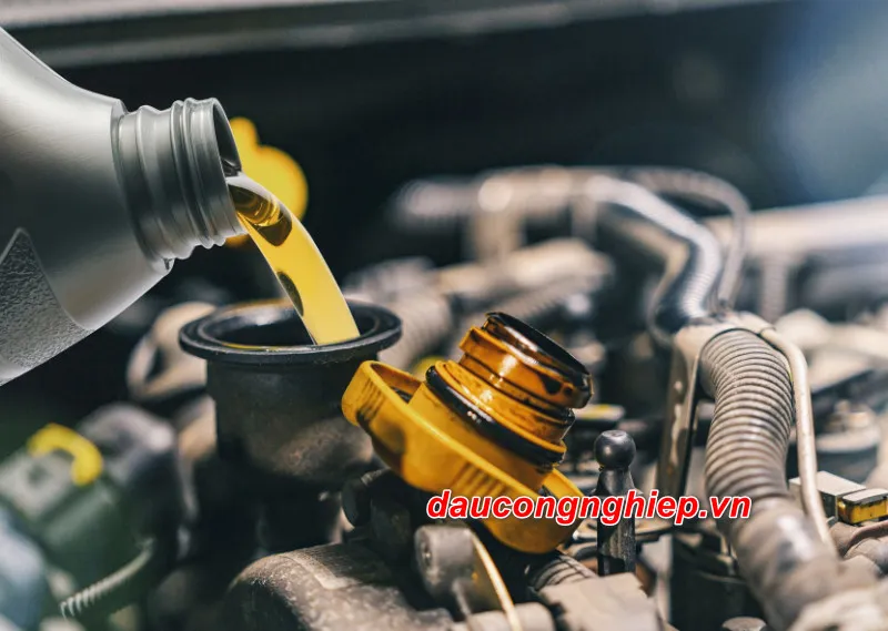 Các màu sắc đặc trưng của dầu nhớt xe máy