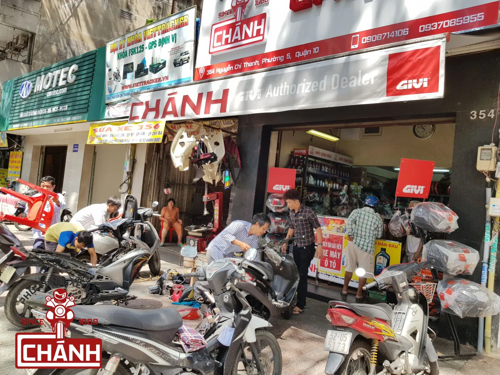 Phụ tùng xe máy Chánh Quận 10 Hồ Chí Minh