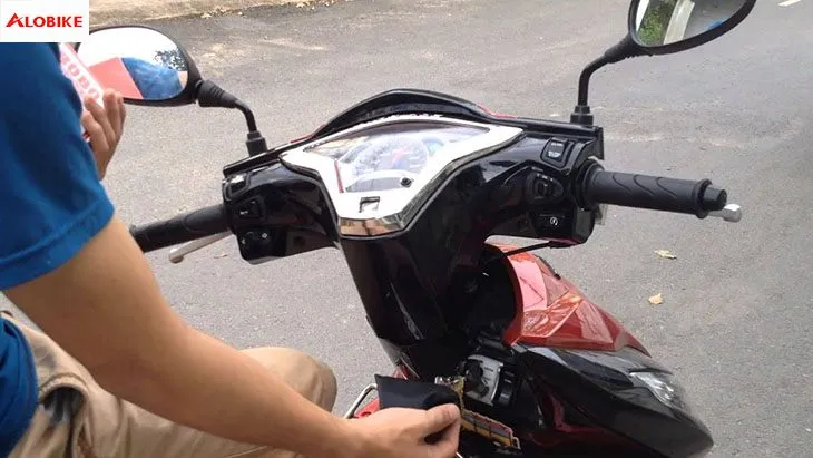 khoa xe chong trom thẻ từ