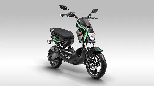 thay ắc quy xe máy điện YADEA XMEN NEO