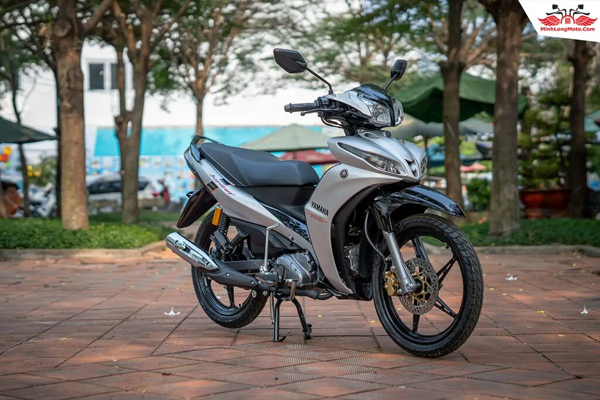 Thiết kế hiện đại và trẻ trung của xe Yamaha Jupiter Fi với cụm đèn pha tinh tế