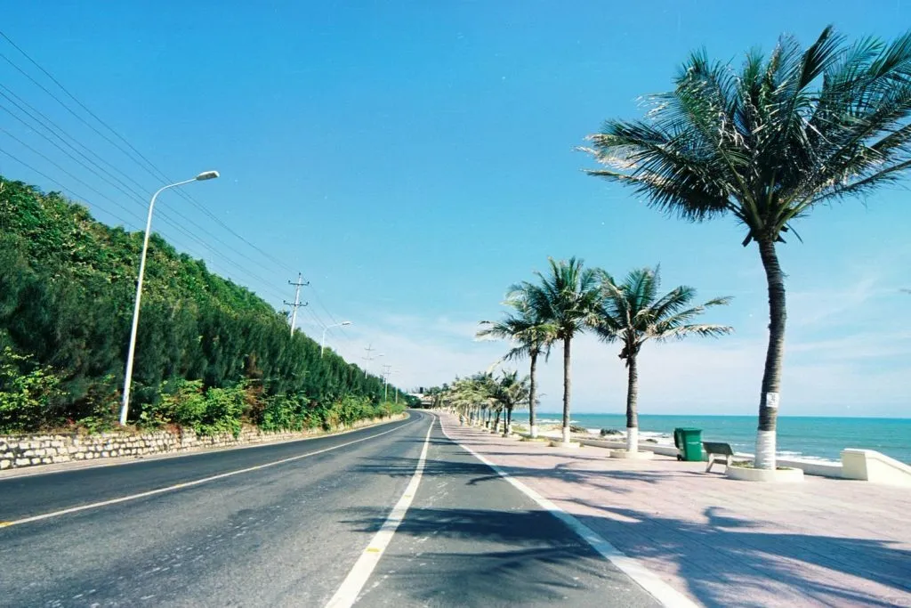 Kinh nghiệm du lịch Phan Thiết bằng xe máy: cần kiểm tra thời tiết và chuẩn bị đầy đủ vật dụng