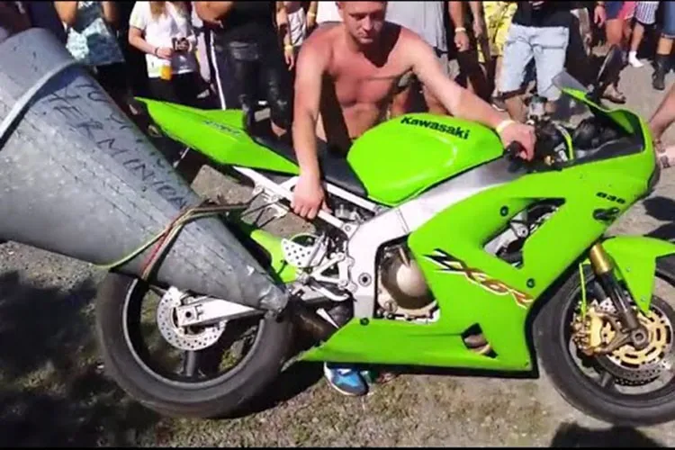 Tùy theo sở thích độ pô để chọn kiểu dáng