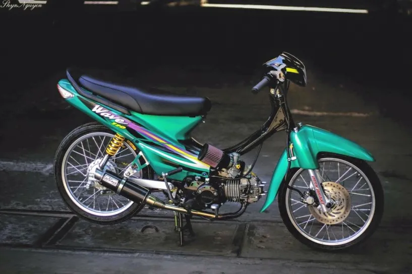 Con Wave độ phiên bản Racing đầy mạnh mẽ và phụ tùng cá tính