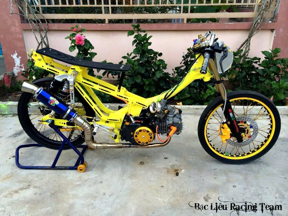 Xe Wave độ Drag siêu chất với động cơ mạnh mẽ và nâng cấp hiệu suất