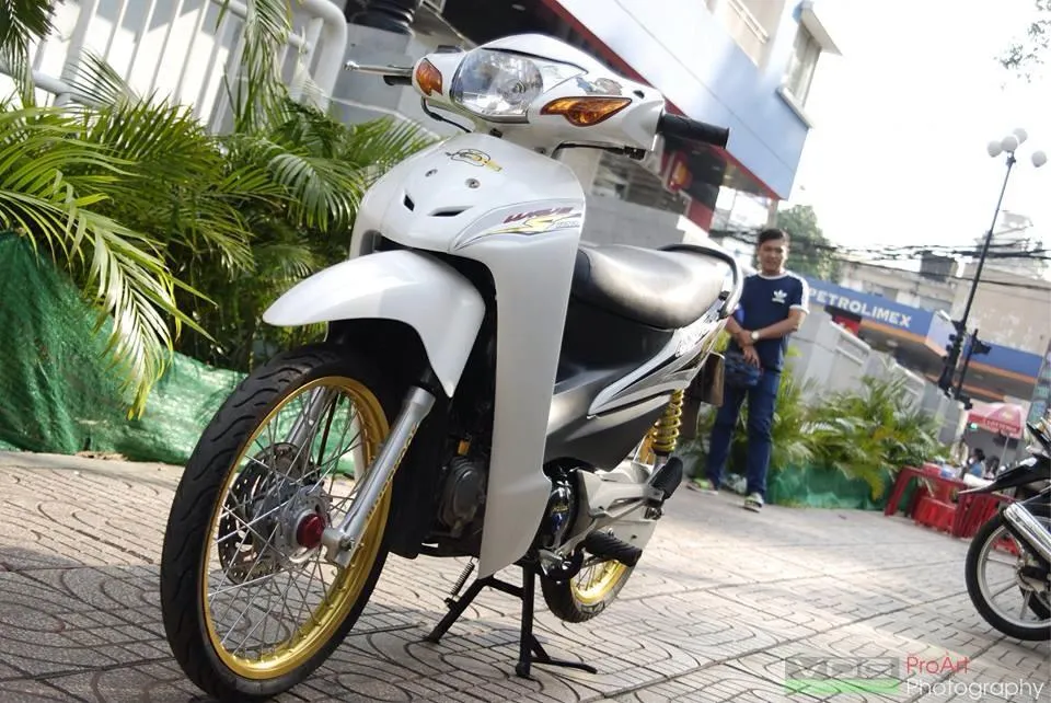 Wave S100 phiên bản trắng tinh độ đẹp mắt