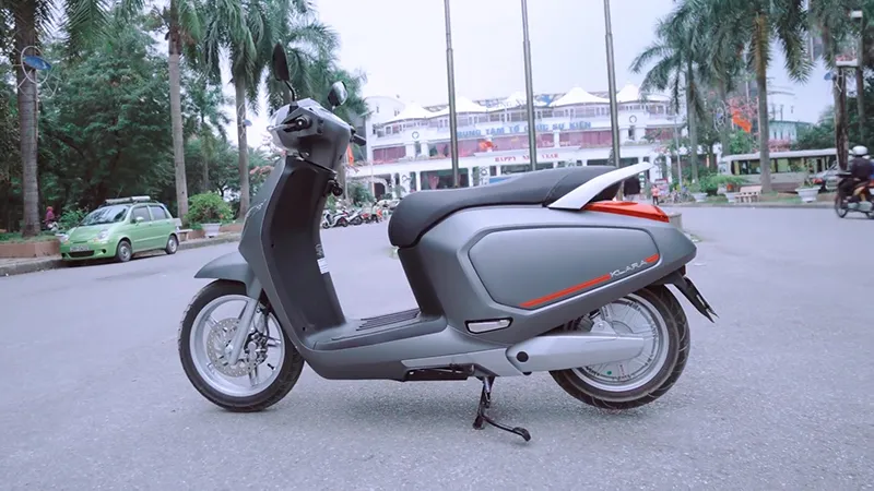 Thiết kế tổng thể xe máy điện VinFast Klara A1