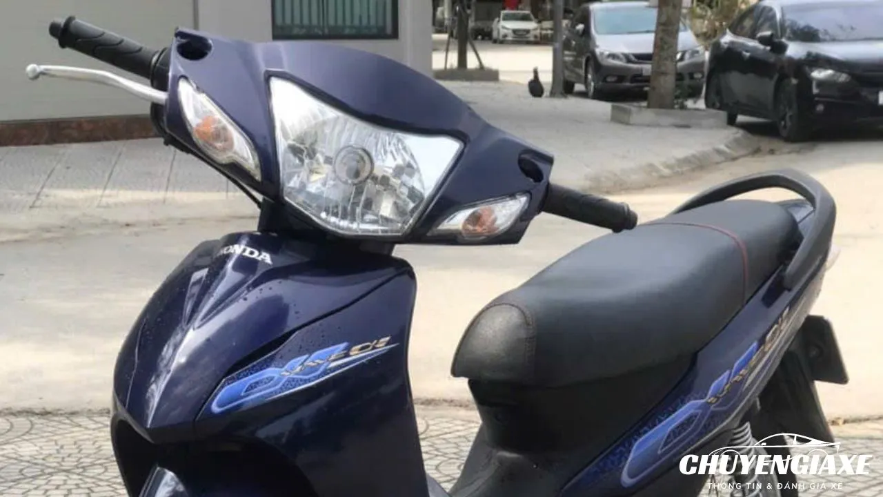 Tay lái xe Wave bị cong vênh hoặc lỏng lẻo sẽ gây nguy hiểm nghiêm trọng cho người điều khiển xe