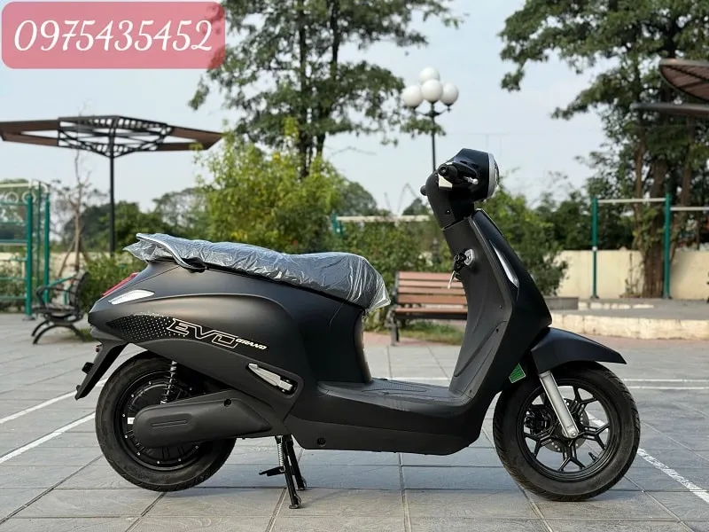 Xe máy điện Vinfast Evo Grand màu đen cũ giá rẻ tại Bình Dương