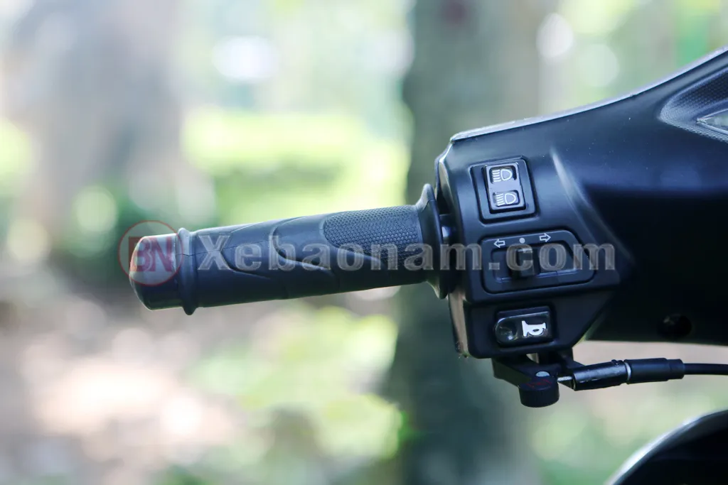 Tay trái xe máy wave 50cc detech