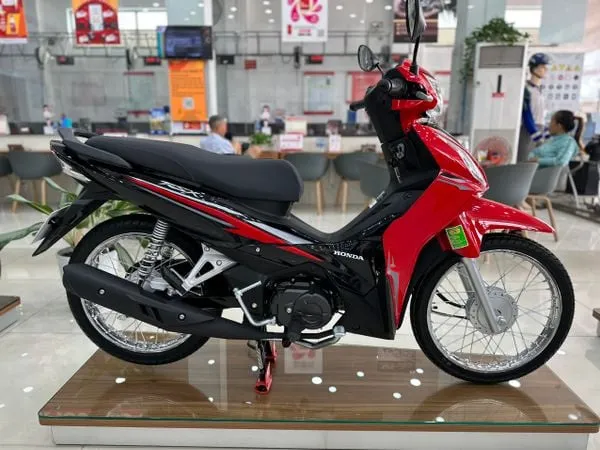 Mẫu xe số Honda Wave RSX FI 110cc mạnh mẽ