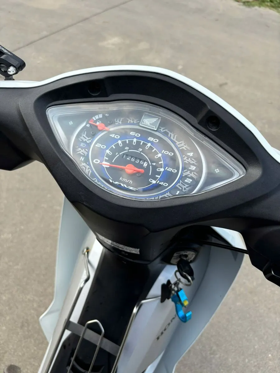 Chi tiết dàn chân và mâm xe Honda Wave Alpha 110