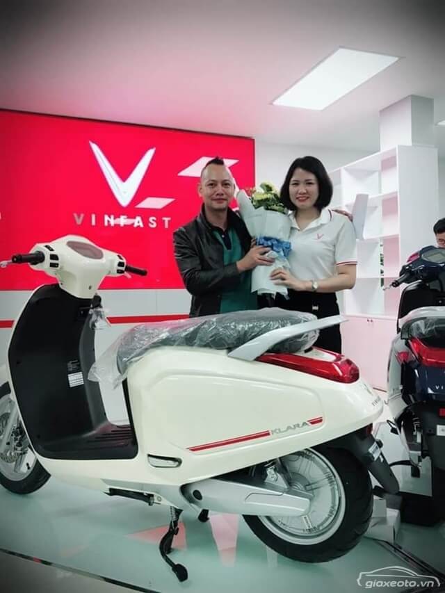 Đánh Giá Chi Tiết Xe Máy Điện VinFast Klara S 2023: Lựa Chọn Thông Minh Cho Phái Nữ