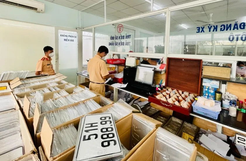 Nhiều chủ xe may mắn sở hữu biển số đẹp giúp giá trị xe tăng cao