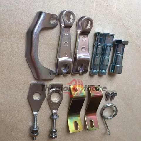 Bát : biển số + Y + bản đề yên + tăng xích .