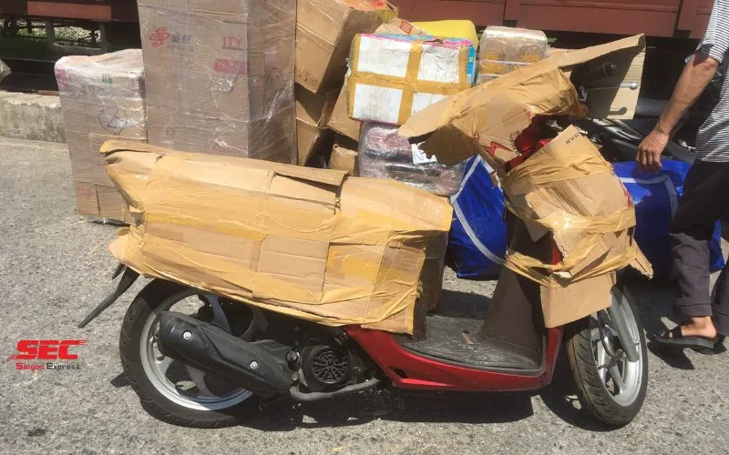 boc-xe-may-bang-bia-carton