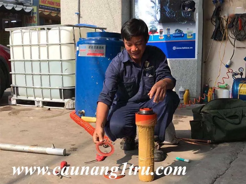 Công ty chuyên cung cấp cầu nâng rửa xe máy chính hãng