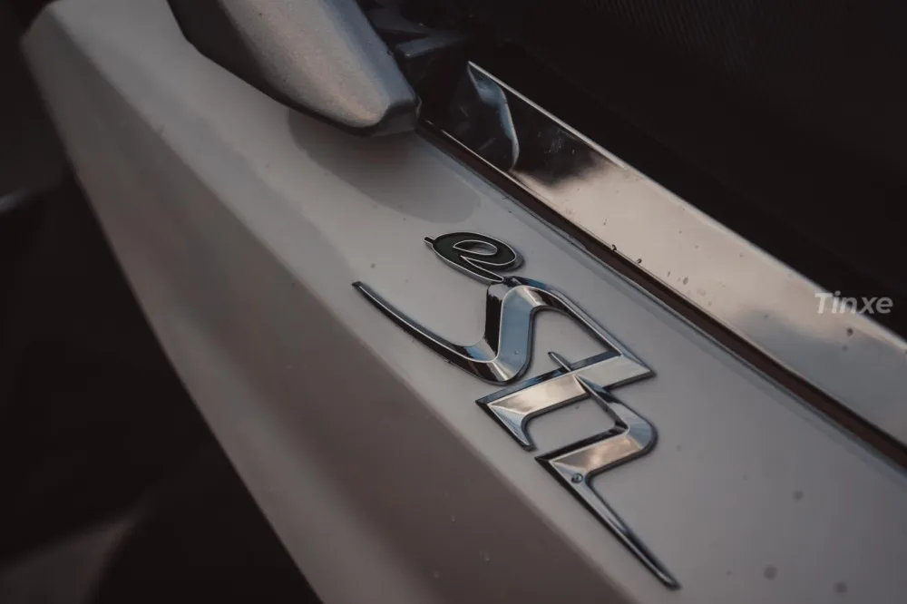 Để chân sau thiết kế gọn gàng và thẩm mỹ trên mẫu xe Pega eSH