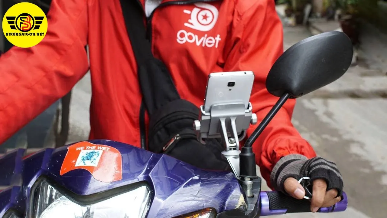 Giá đỡ điện thoại trên xe máy mô tô Motowolf chuyên dụng cho shipper