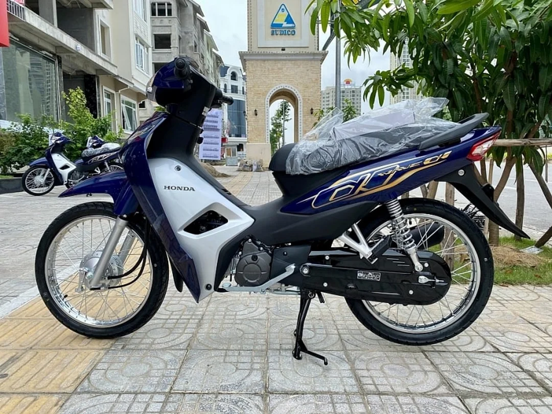 giá xe wave alpha 2021 phiên bản đỏ đen